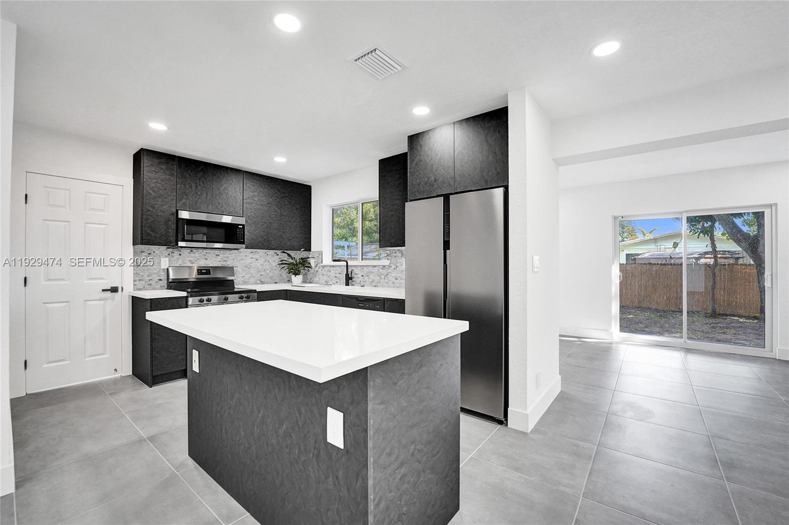 FAIRMONT - Residential