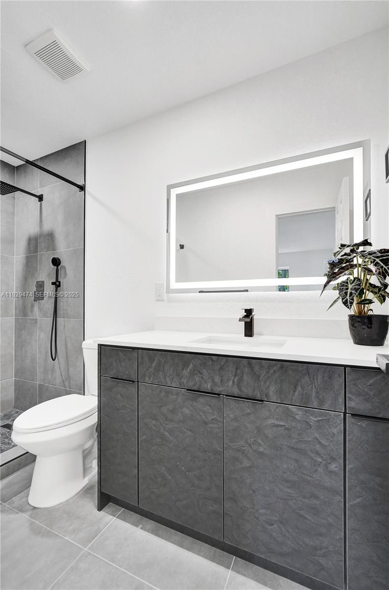 FAIRMONT - Residential