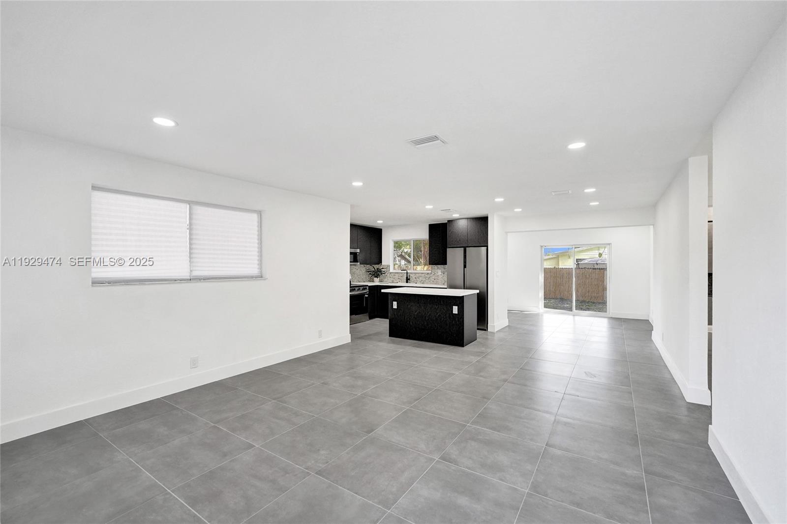 FAIRMONT - Residential