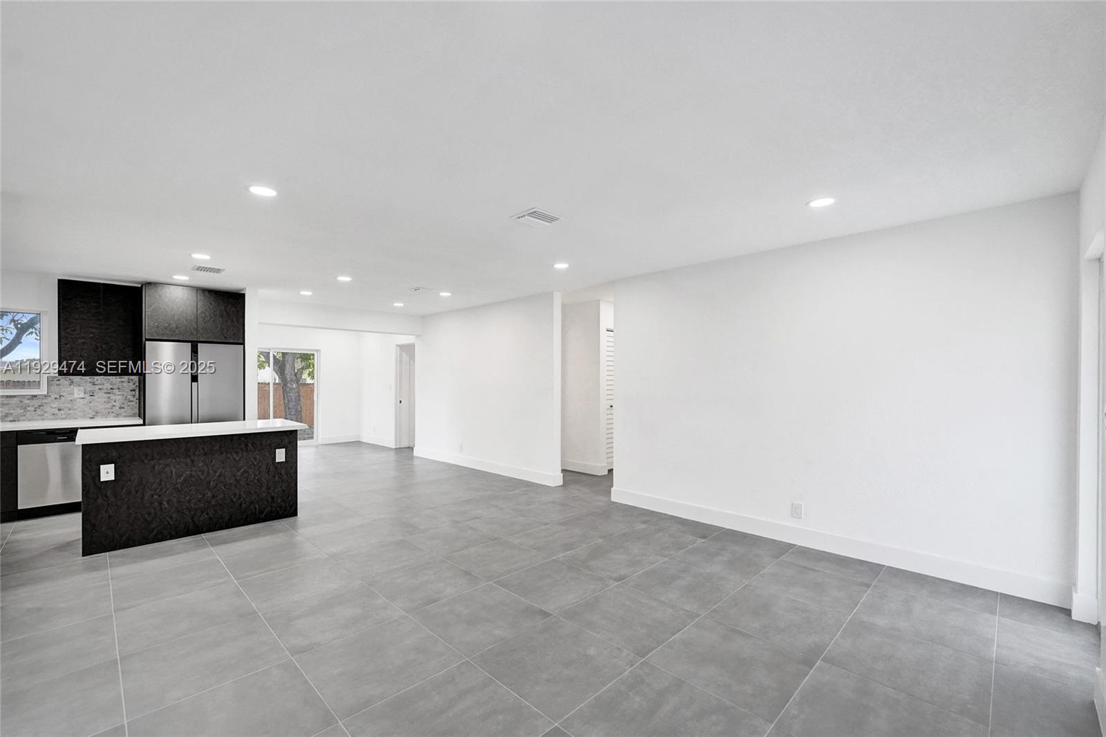 FAIRMONT - Residential