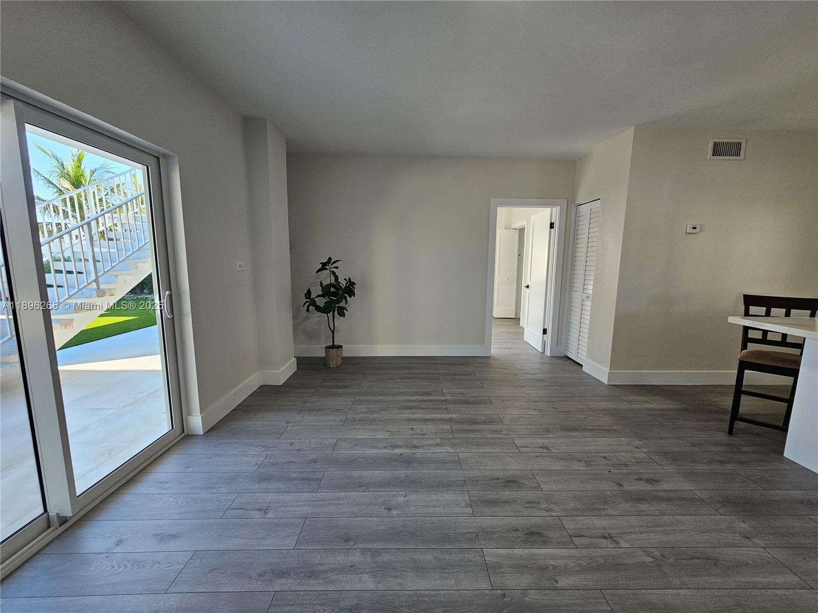 PORT LARGO 5TH ADD - Residential