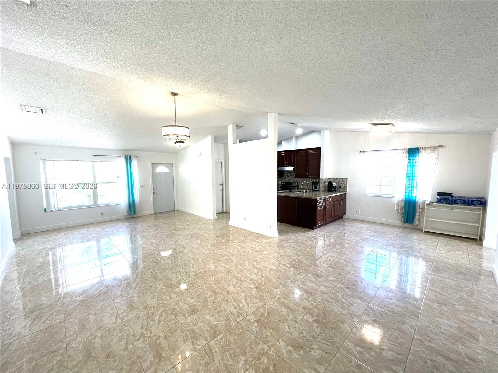 SPRINGTREE LAKES TR 32 - Residential