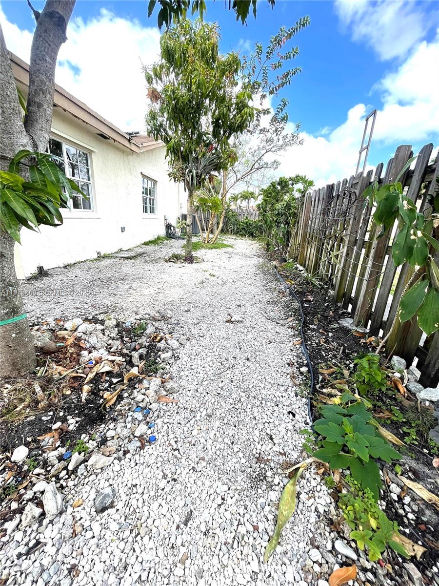 SPRINGTREE LAKES TR 32 - Residential