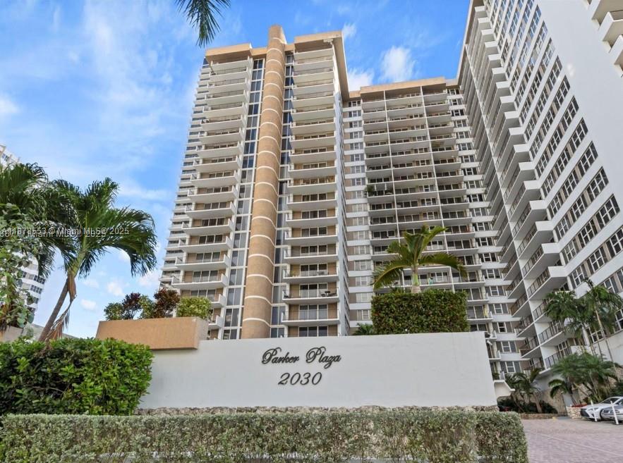 PARKER PLAZA CONDO ESTATE - Residential Lease