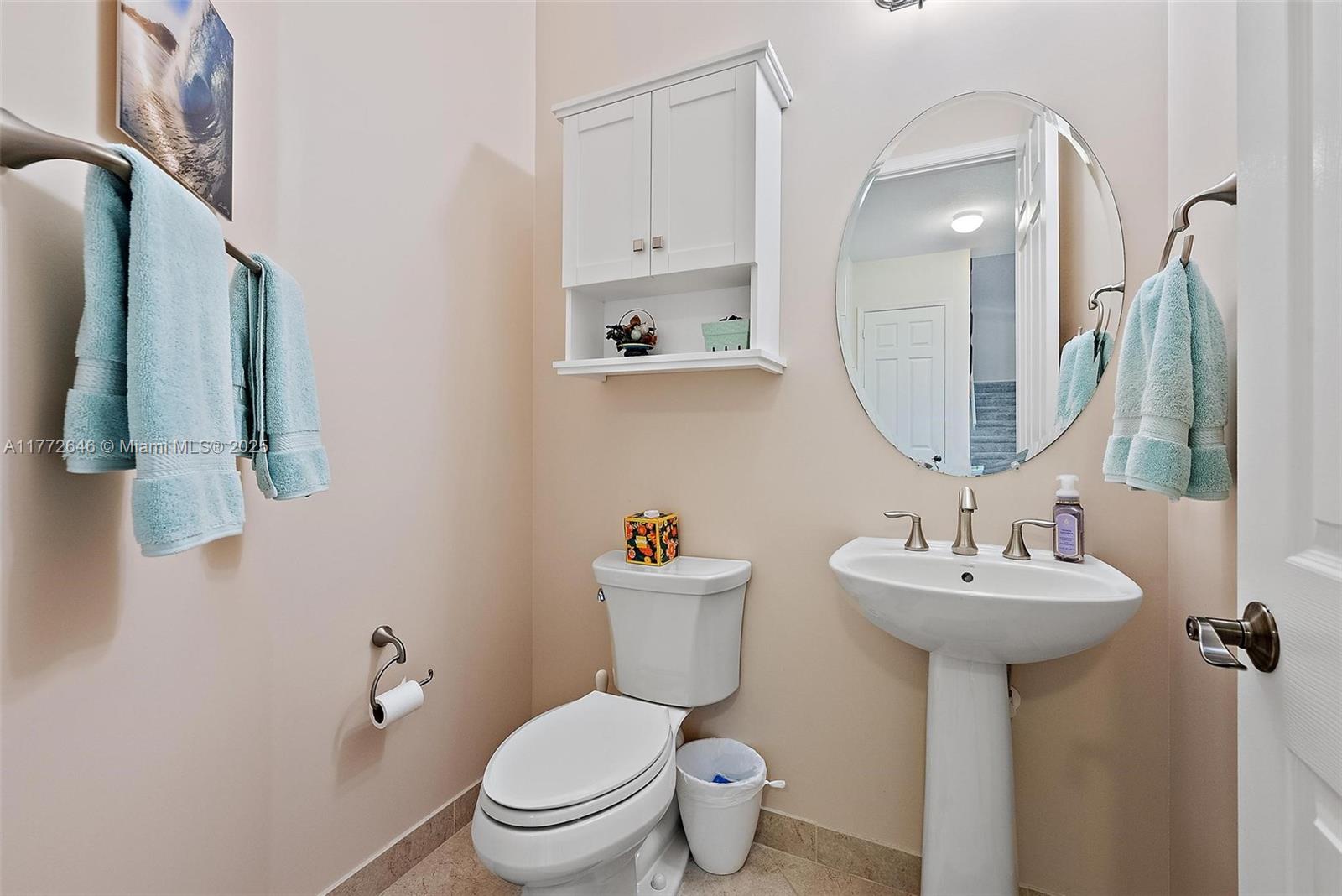 Hampton Cay - Residential