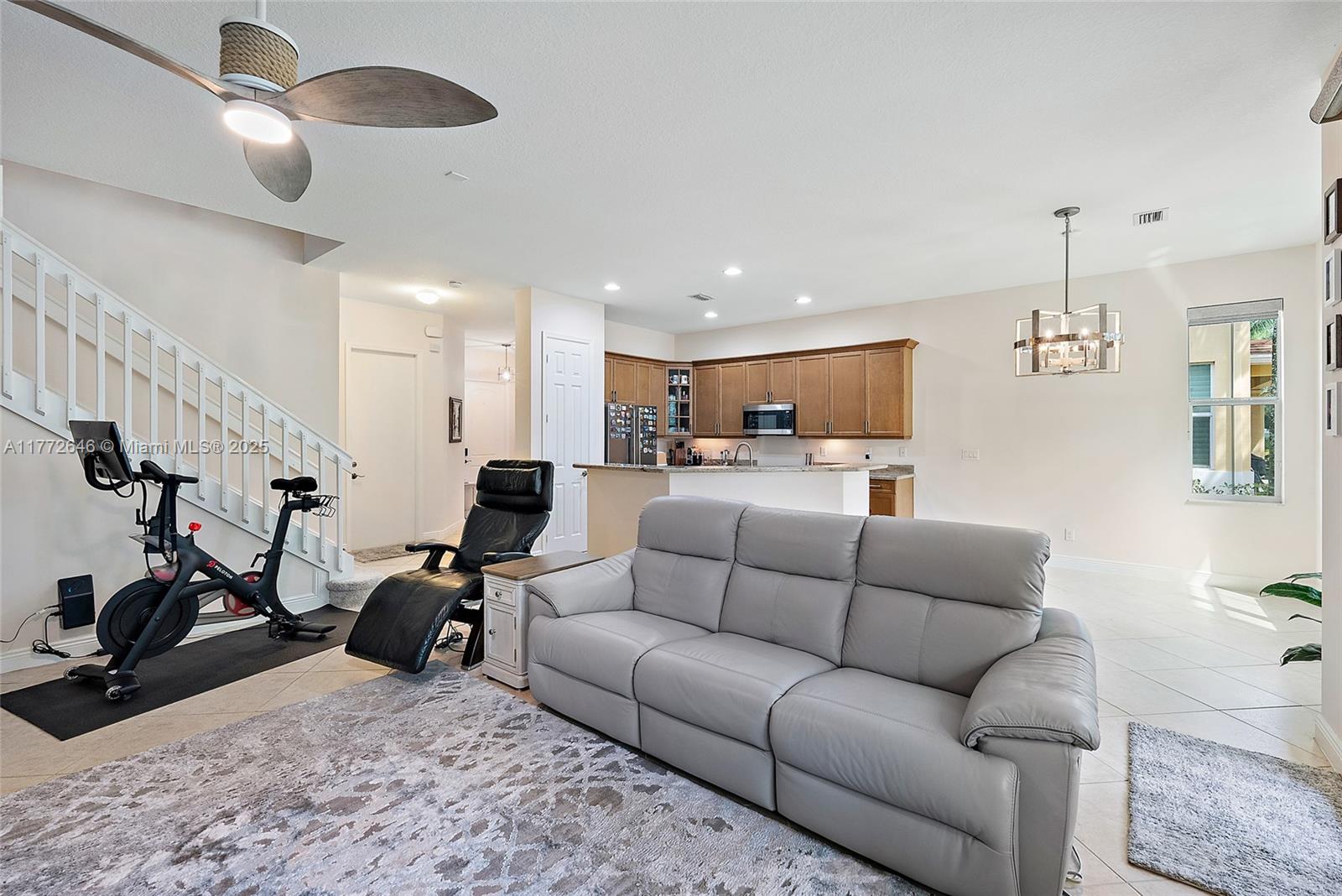 Hampton Cay - Residential