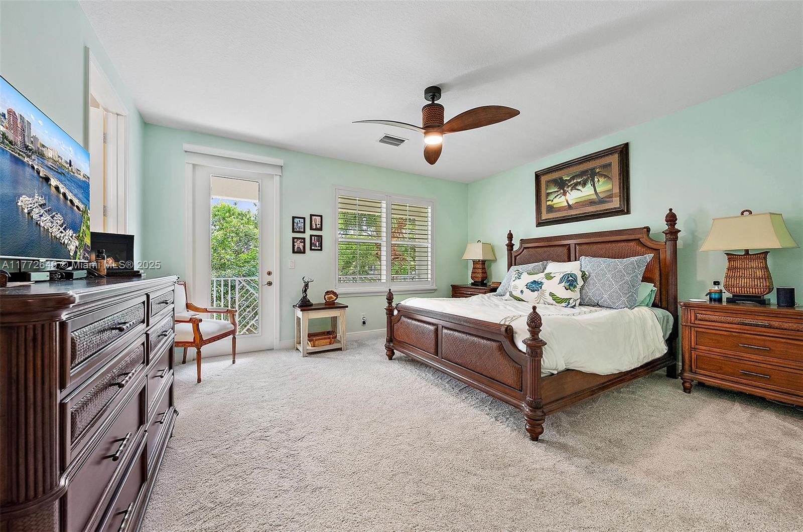 Hampton Cay - Residential