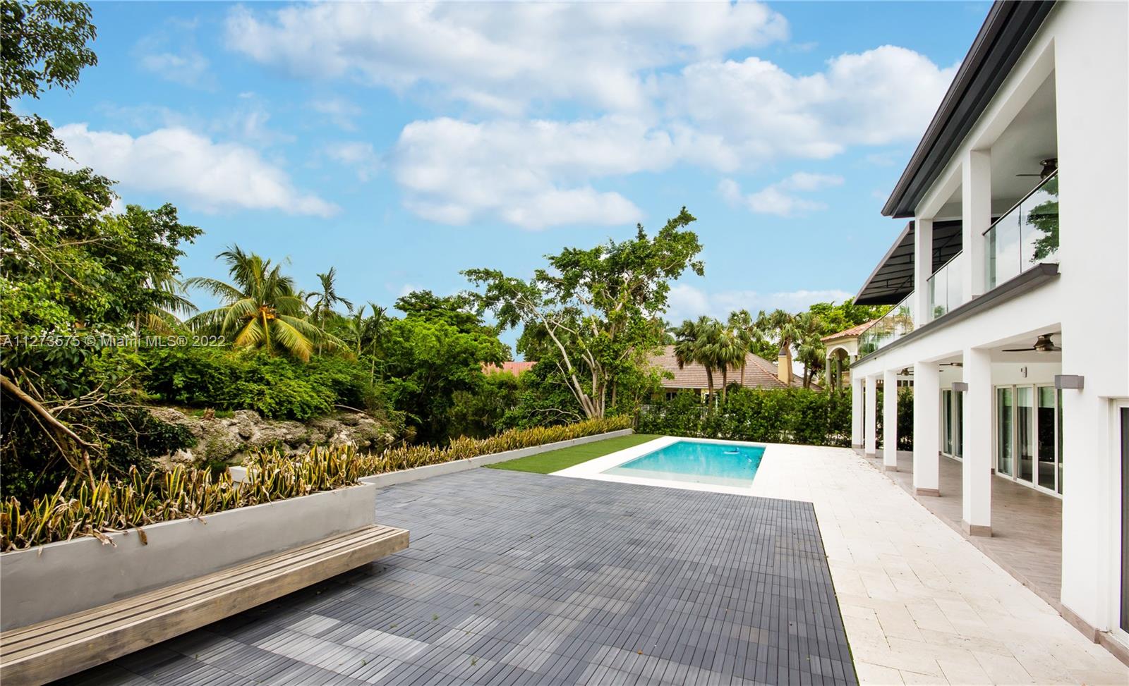 AMEND PLAT OF A PORT DORA - Residential