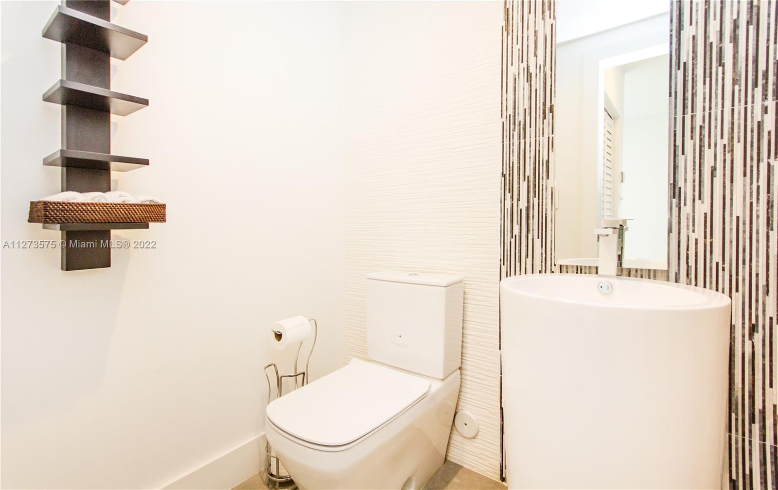 AMEND PLAT OF A PORT DORA - Residential