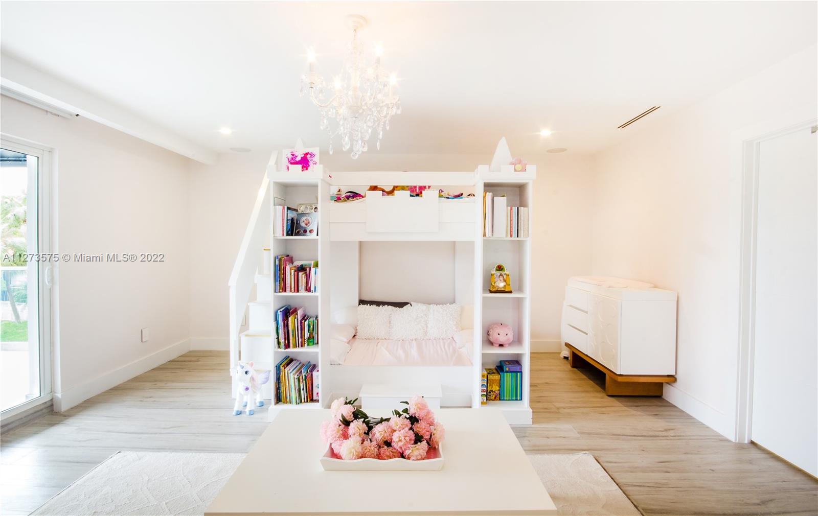 AMEND PLAT OF A PORT DORA - Residential