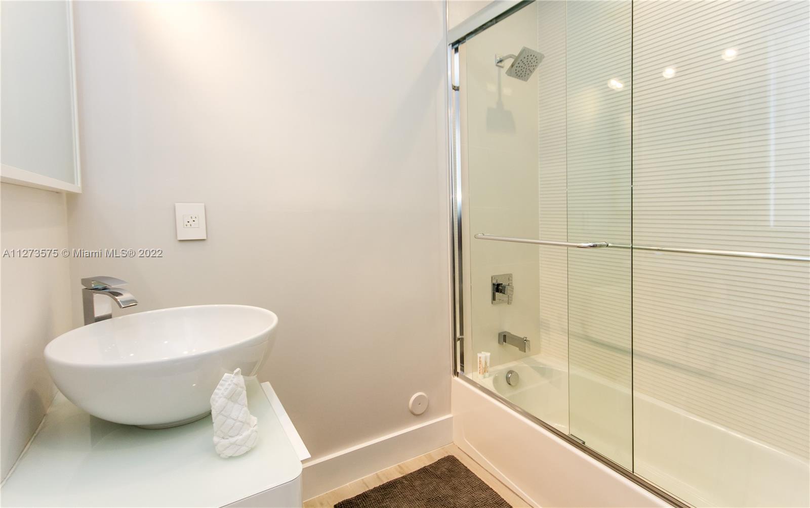 AMEND PLAT OF A PORT DORA - Residential