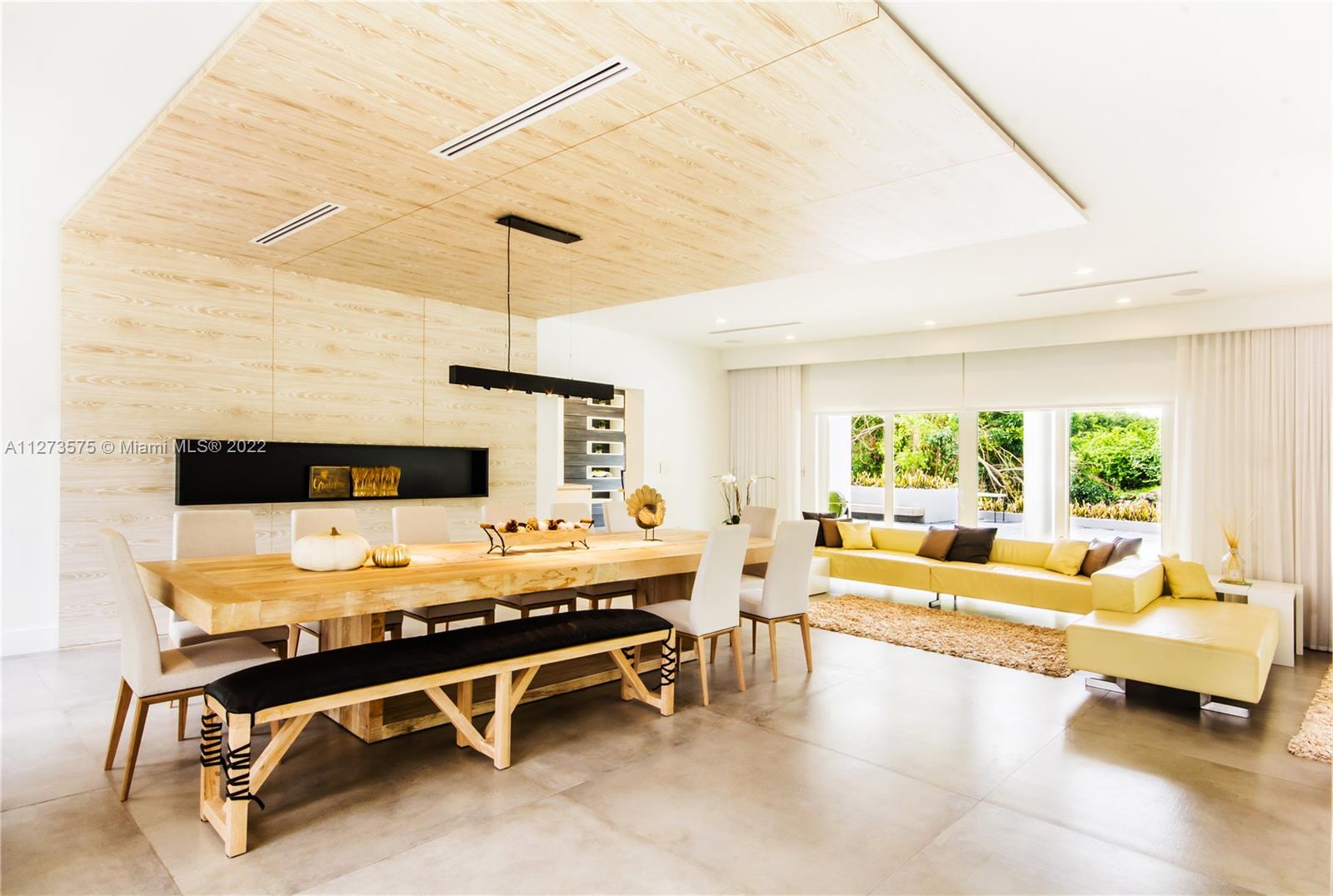 AMEND PLAT OF A PORT DORA - Residential