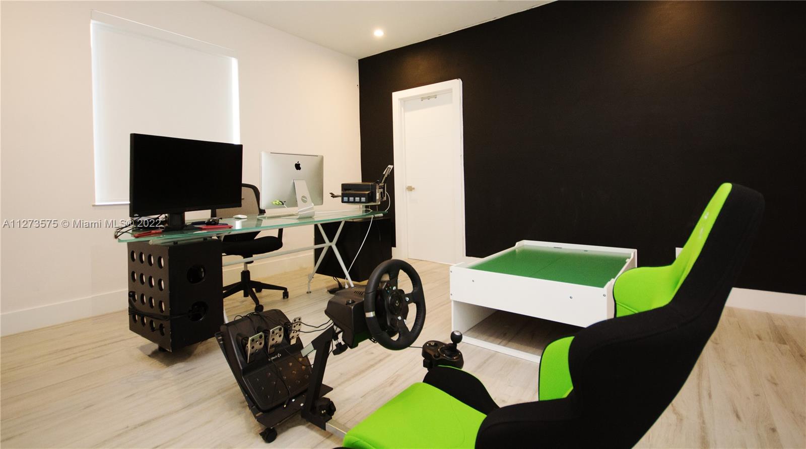 AMEND PLAT OF A PORT DORA - Residential