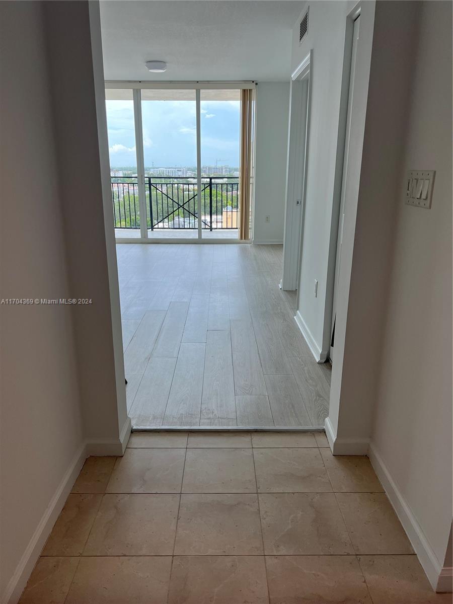 SYMPHONY NORTH CONDO - Residential