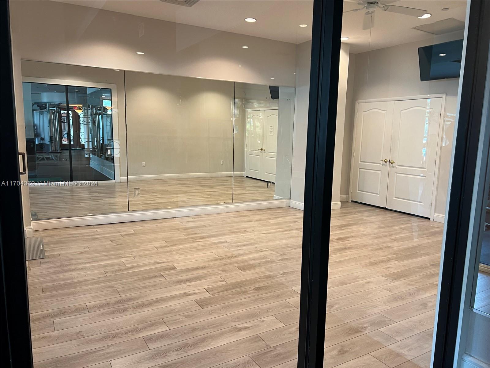 SYMPHONY NORTH CONDO - Residential
