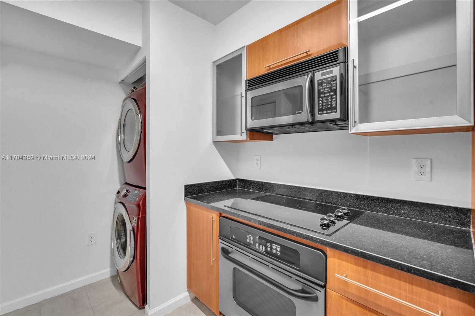 SYMPHONY NORTH CONDO - Residential