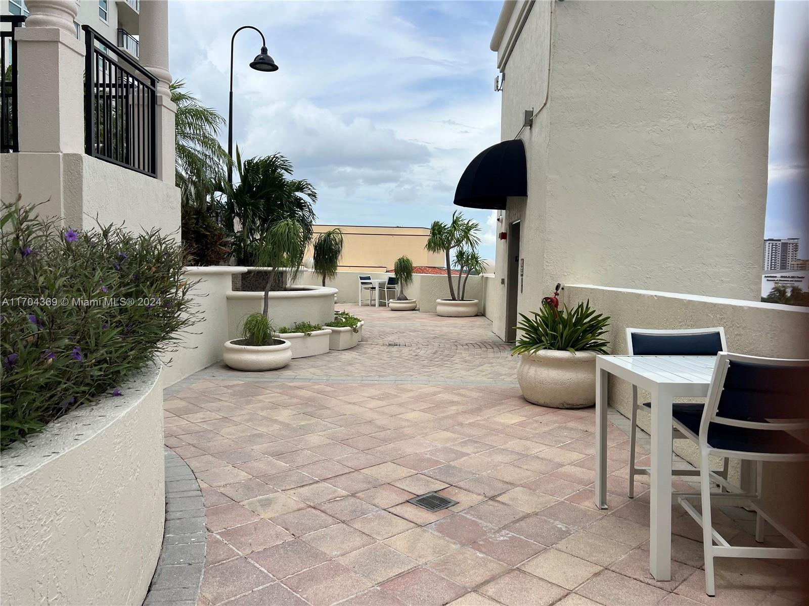 SYMPHONY NORTH CONDO - Residential