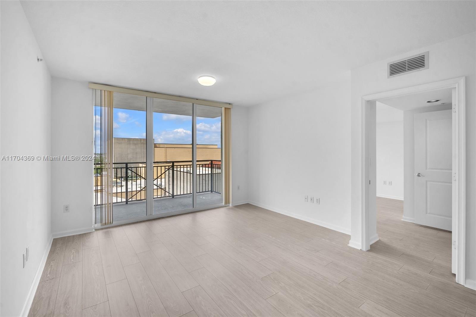 SYMPHONY NORTH CONDO - Residential