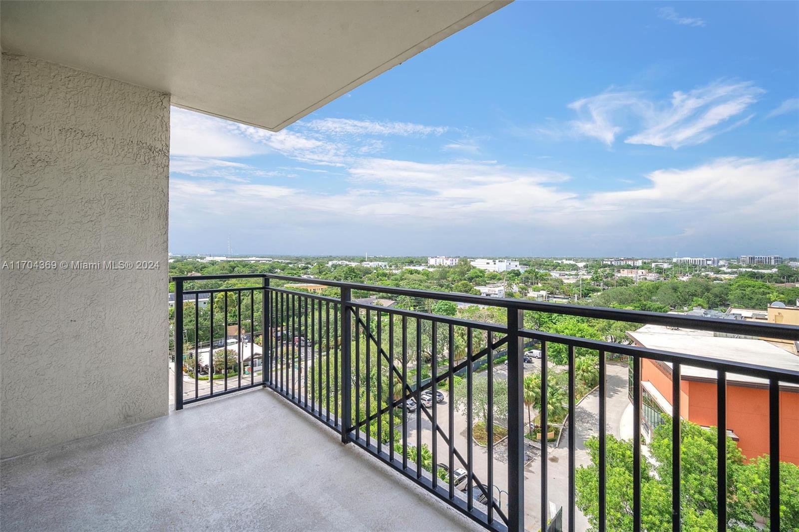 SYMPHONY NORTH CONDO - Residential