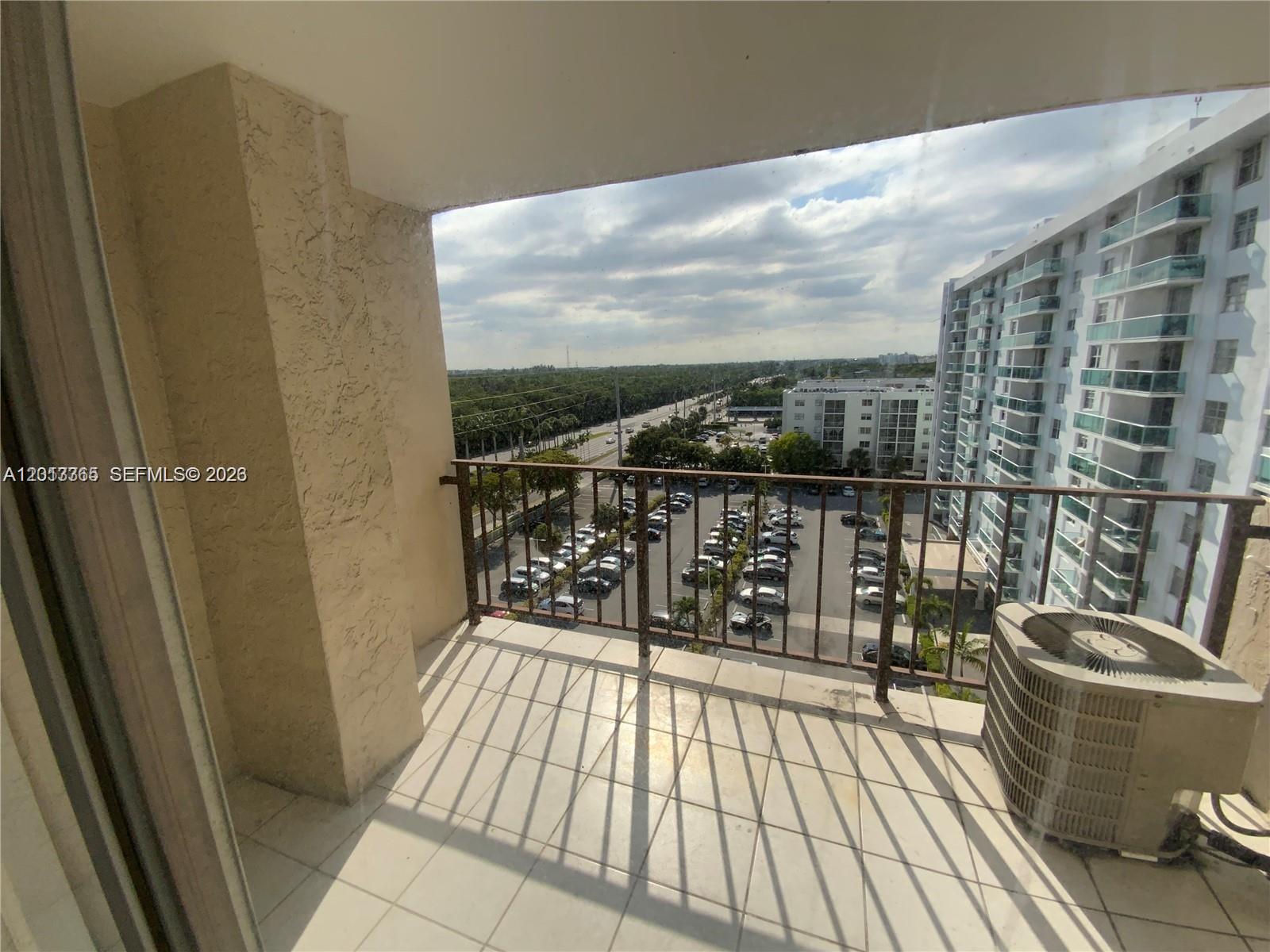 2903 N Miami Beach Blvd 905