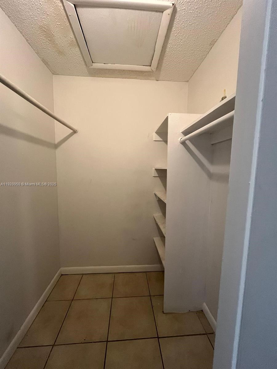 CALYPSO CAY CONDO - Residential Lease