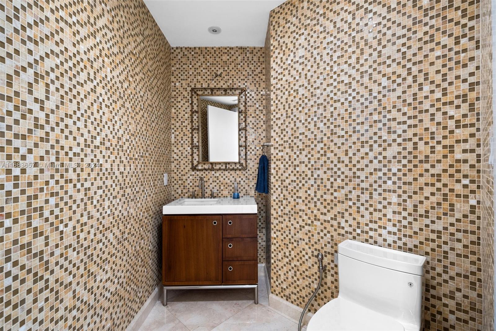 TURNBERRY OCEAN COLONY SO - Residential