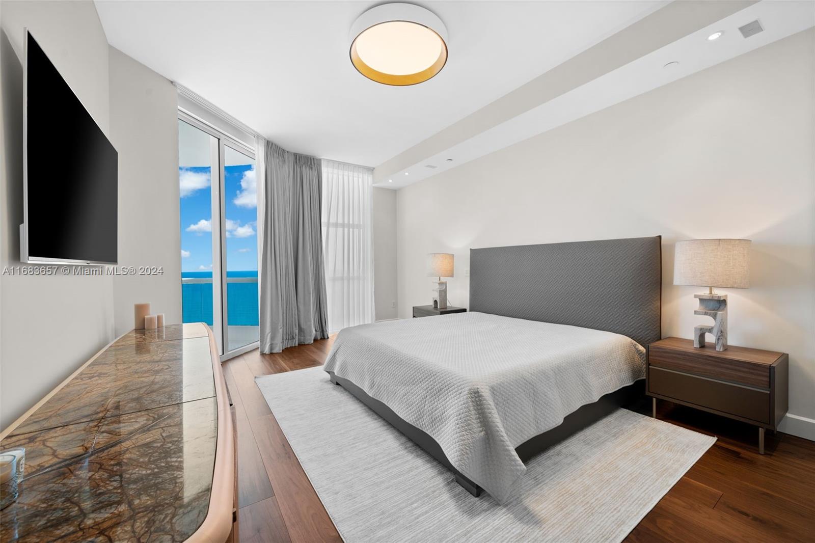 TURNBERRY OCEAN COLONY SO - Residential