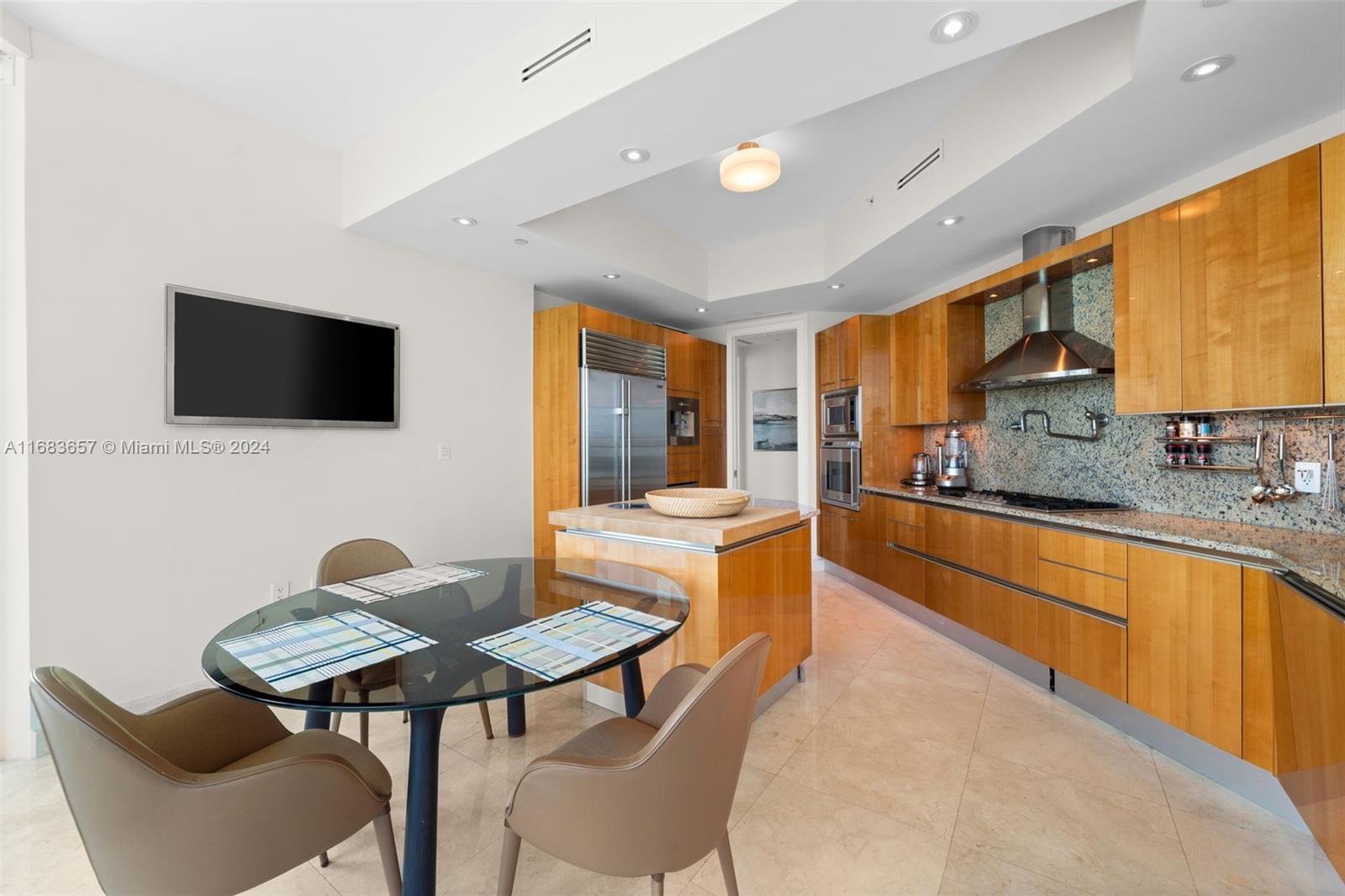 TURNBERRY OCEAN COLONY SO - Residential