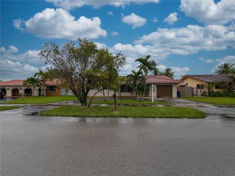 9744 SW 4th Ter Miami FL 33174