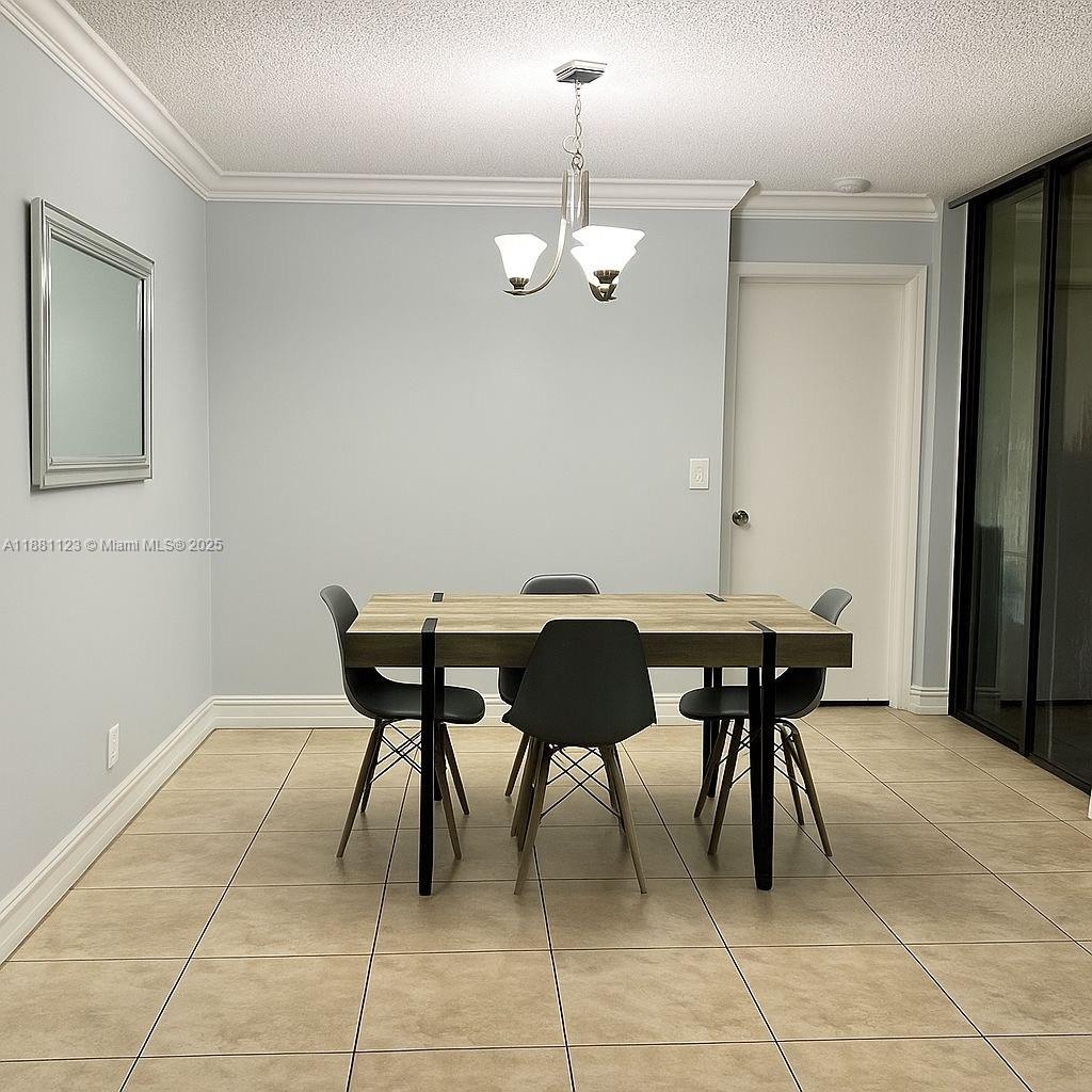 CENTERPOINTE CONDO - Residential Lease