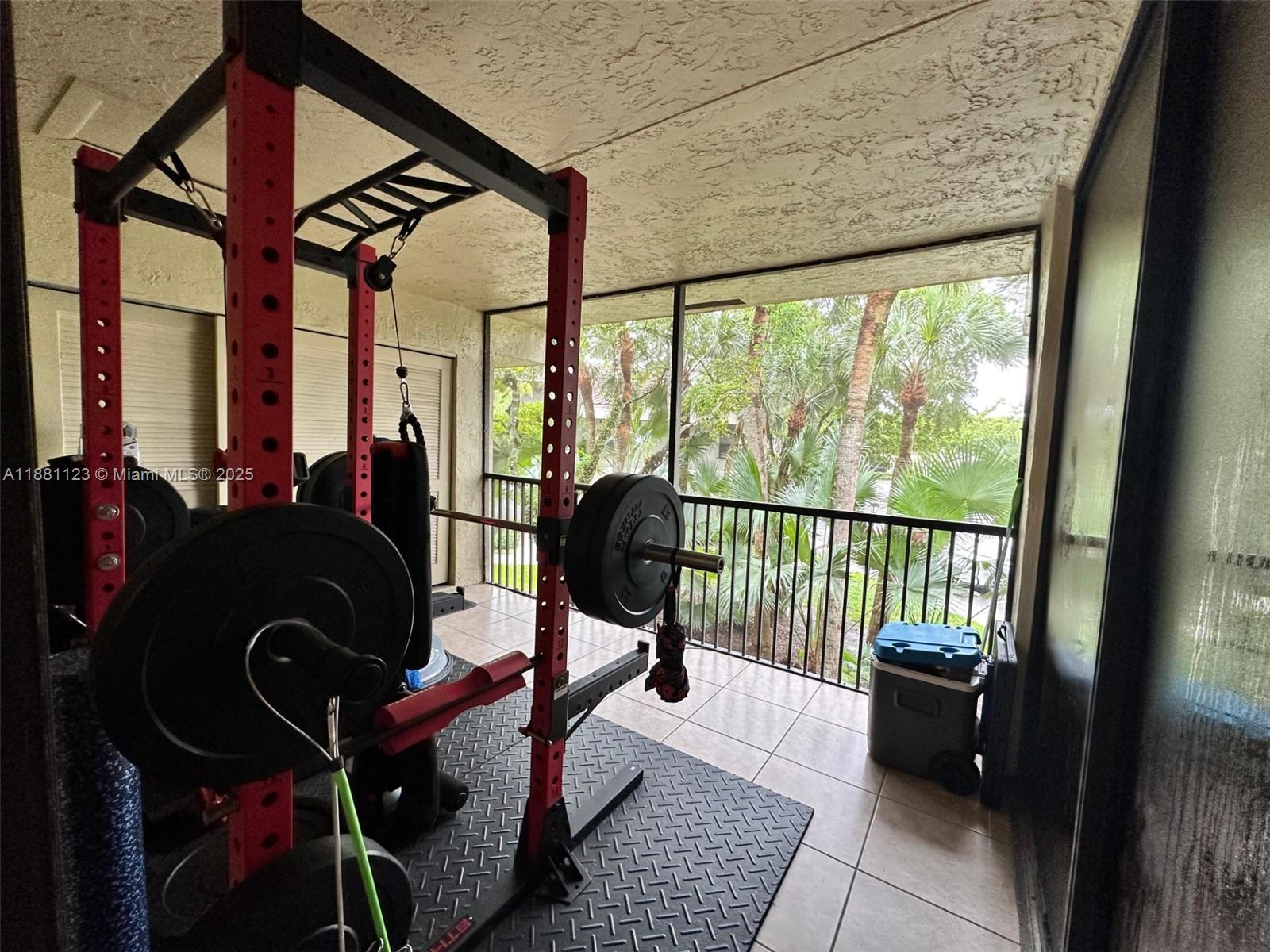 CENTERPOINTE CONDO - Residential Lease