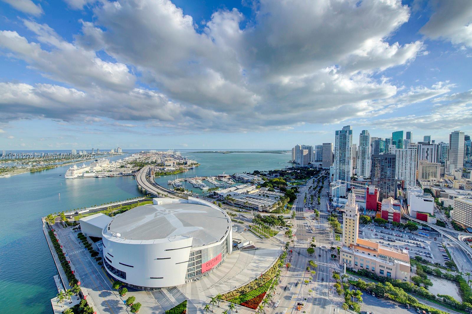 MARINA BLUE CONDO - Residential