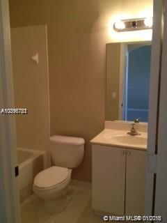 VENICE AT CRYSTAL LAKES C - Residential Lease