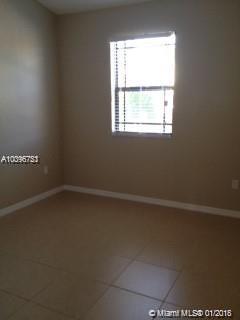 VENICE AT CRYSTAL LAKES C - Residential Lease