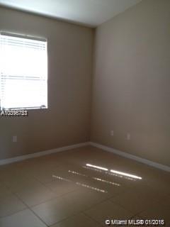 VENICE AT CRYSTAL LAKES C - Residential Lease