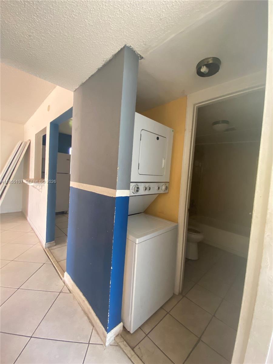 CONDADO REAL CONDO - Residential Lease