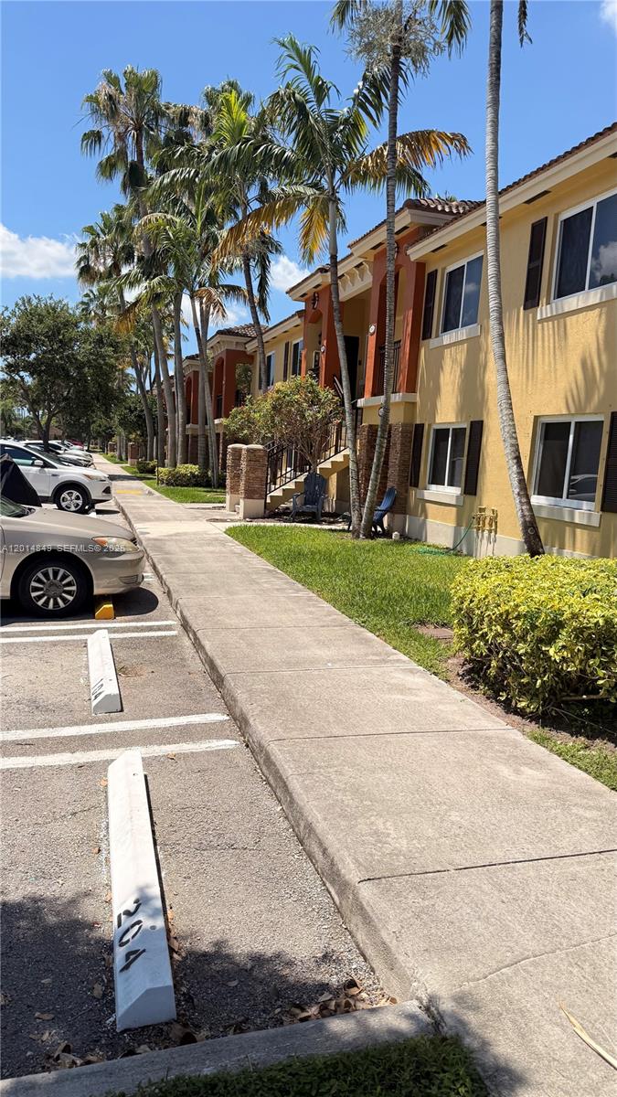 MONTEREY AT MALIBU BAY CO - Residential Lease