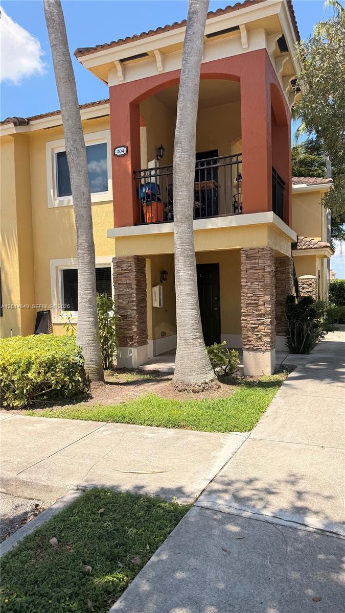 MONTEREY AT MALIBU BAY CO - Residential Lease