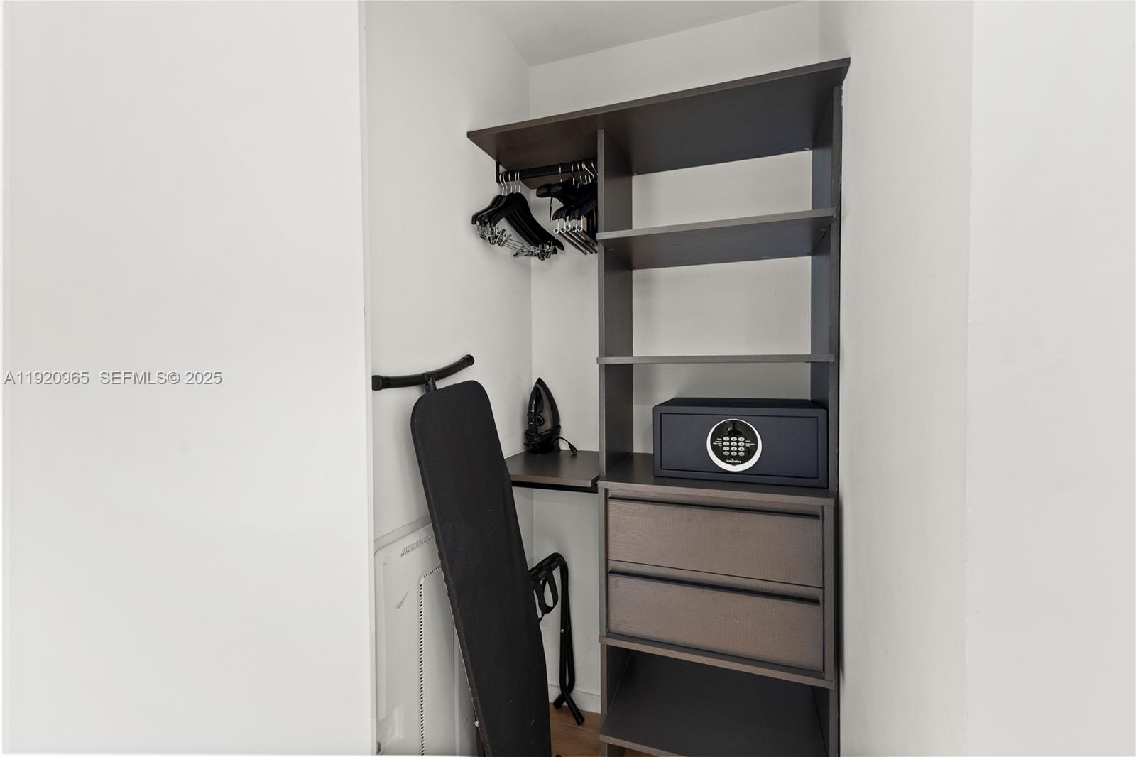 MAP OF MIAMI DADE CO. FL. - Residential