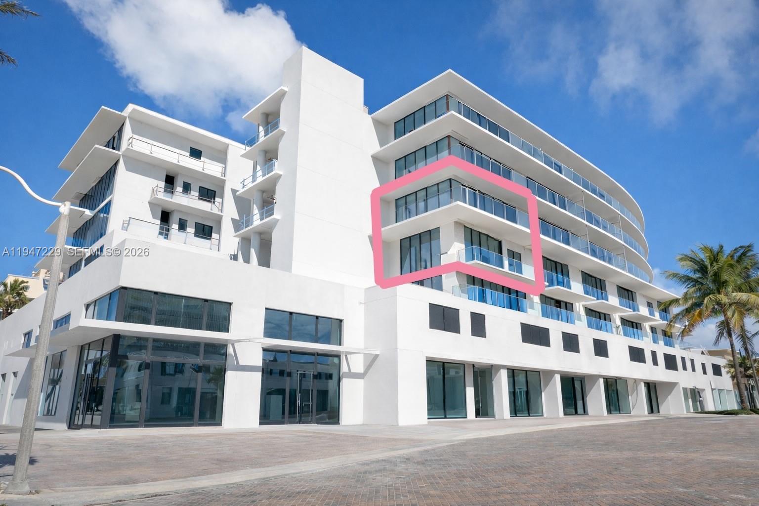 3319 N Ocean Drive TH2