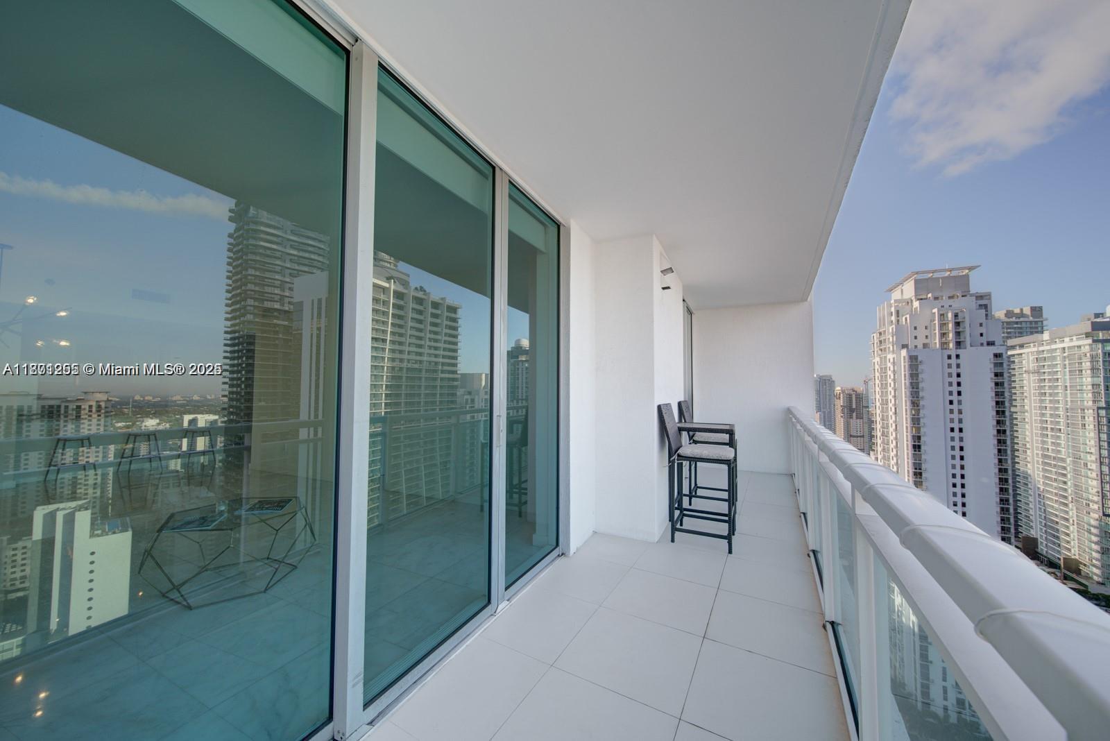 951 Brickell Ave 3905