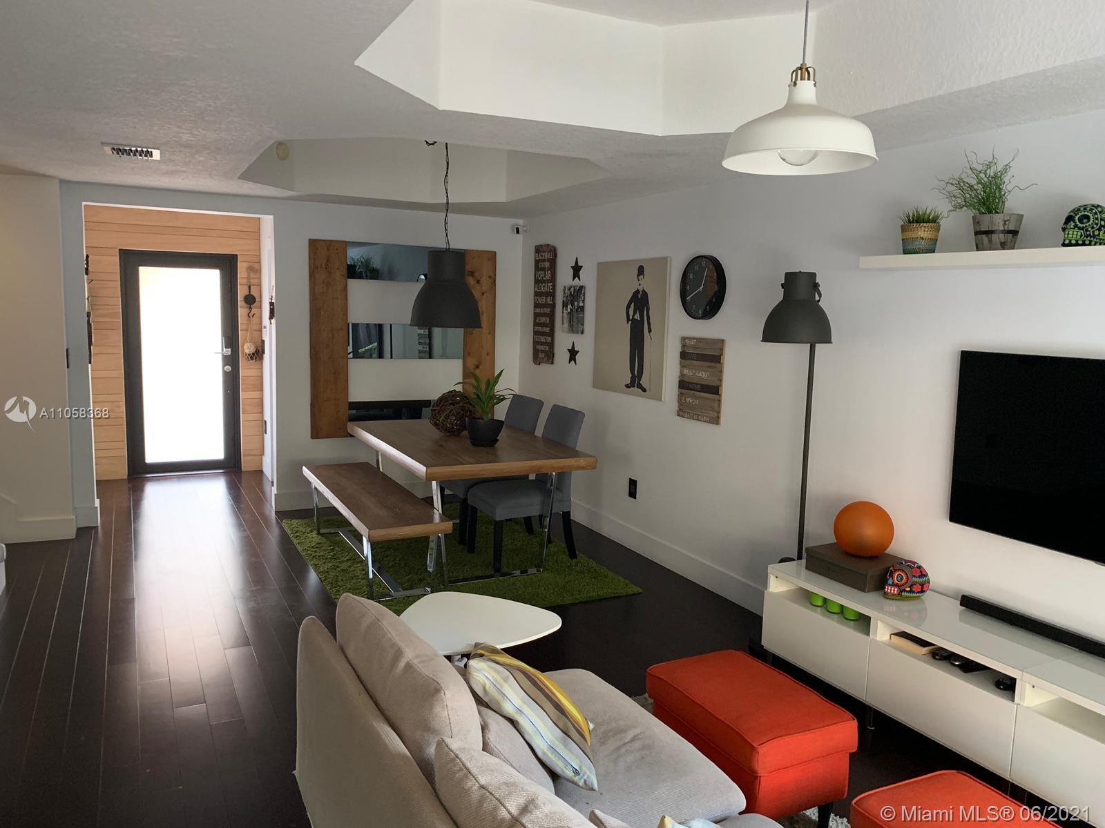 EGRET LAKES ESTATES SEC 4 - Residential