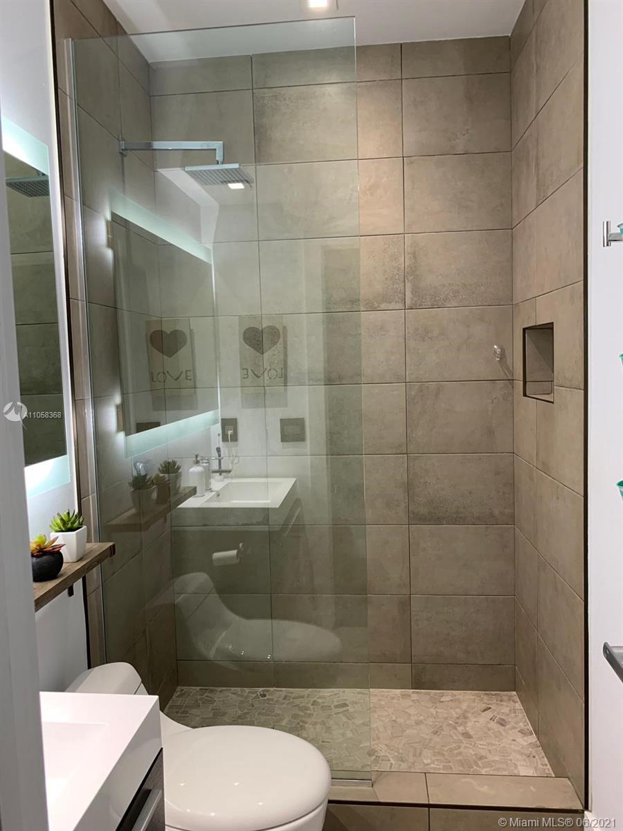 EGRET LAKES ESTATES SEC 4 - Residential