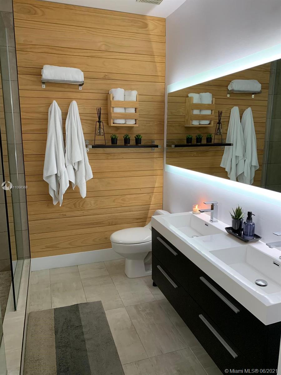 EGRET LAKES ESTATES SEC 4 - Residential