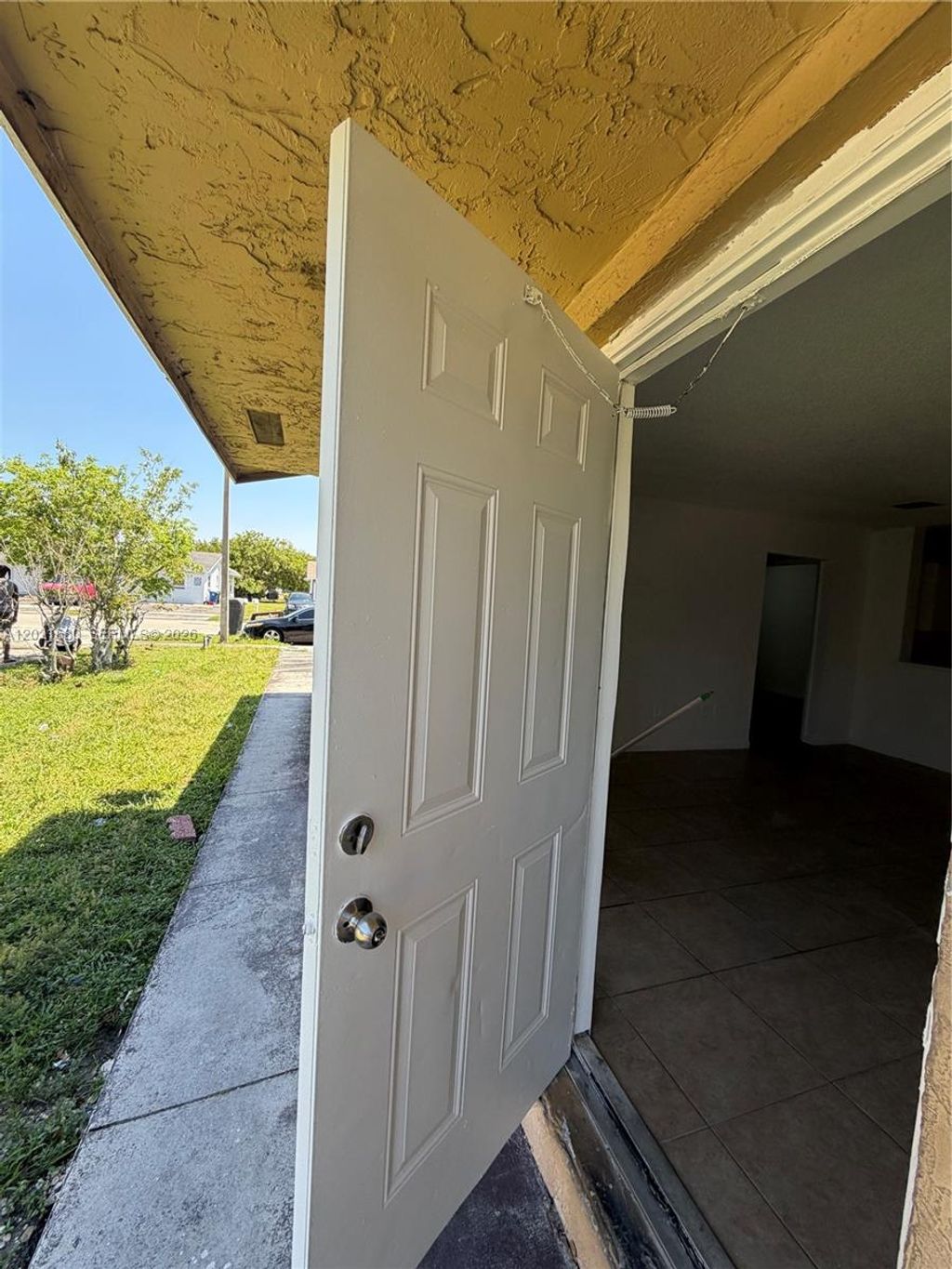 Photo of 1491 NW 22nd Ct #3, Fort Lauderdale, FL 33311 (MLS # A12021680)