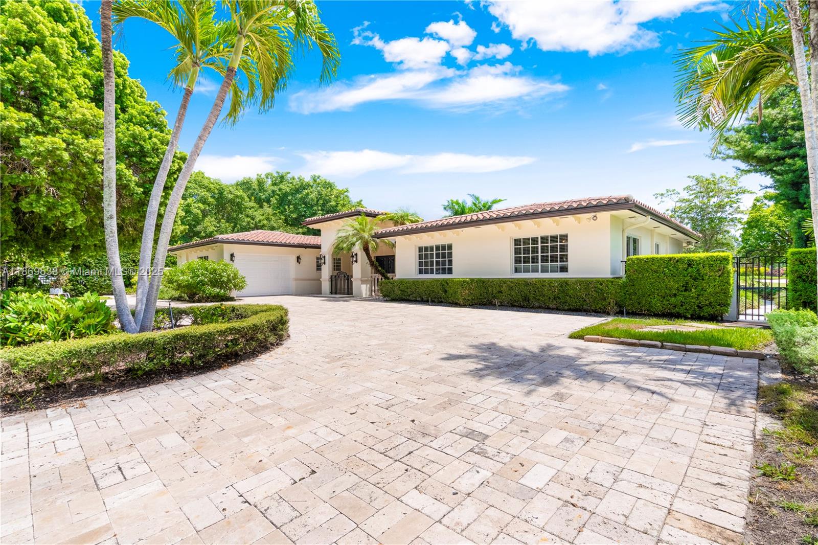 C GAB COUNTRY CLUB SEC 5 - Residential