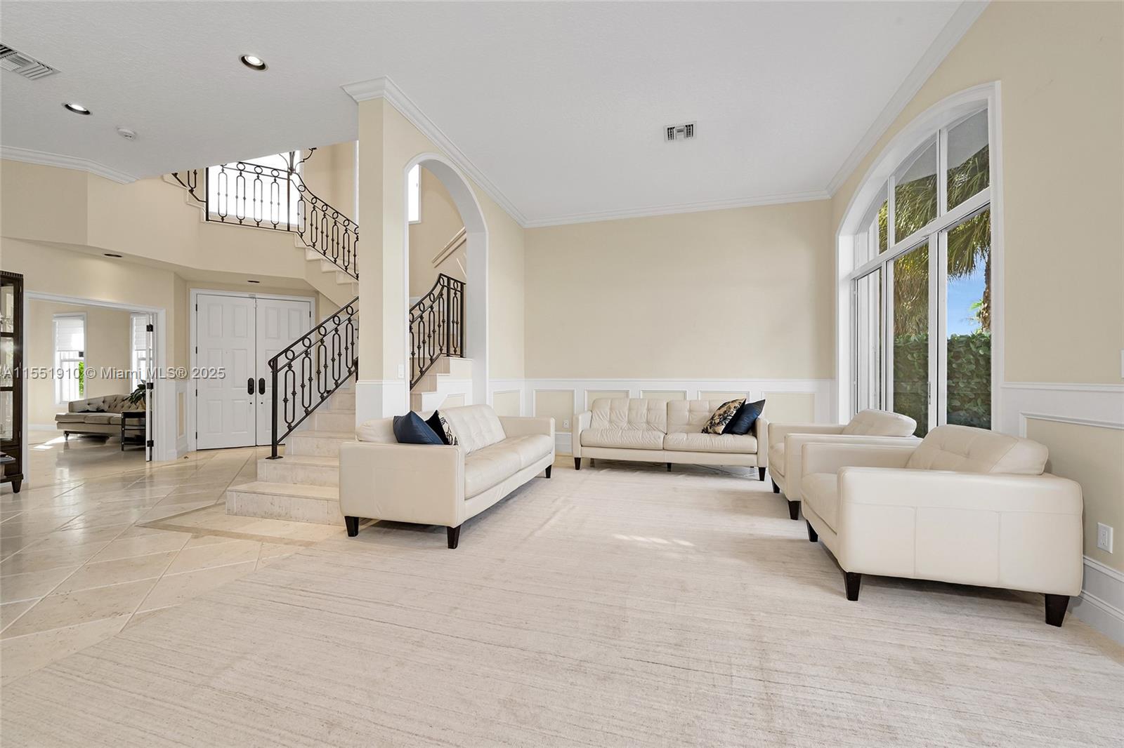 THE COURTYARDS AT THE POI - Residential