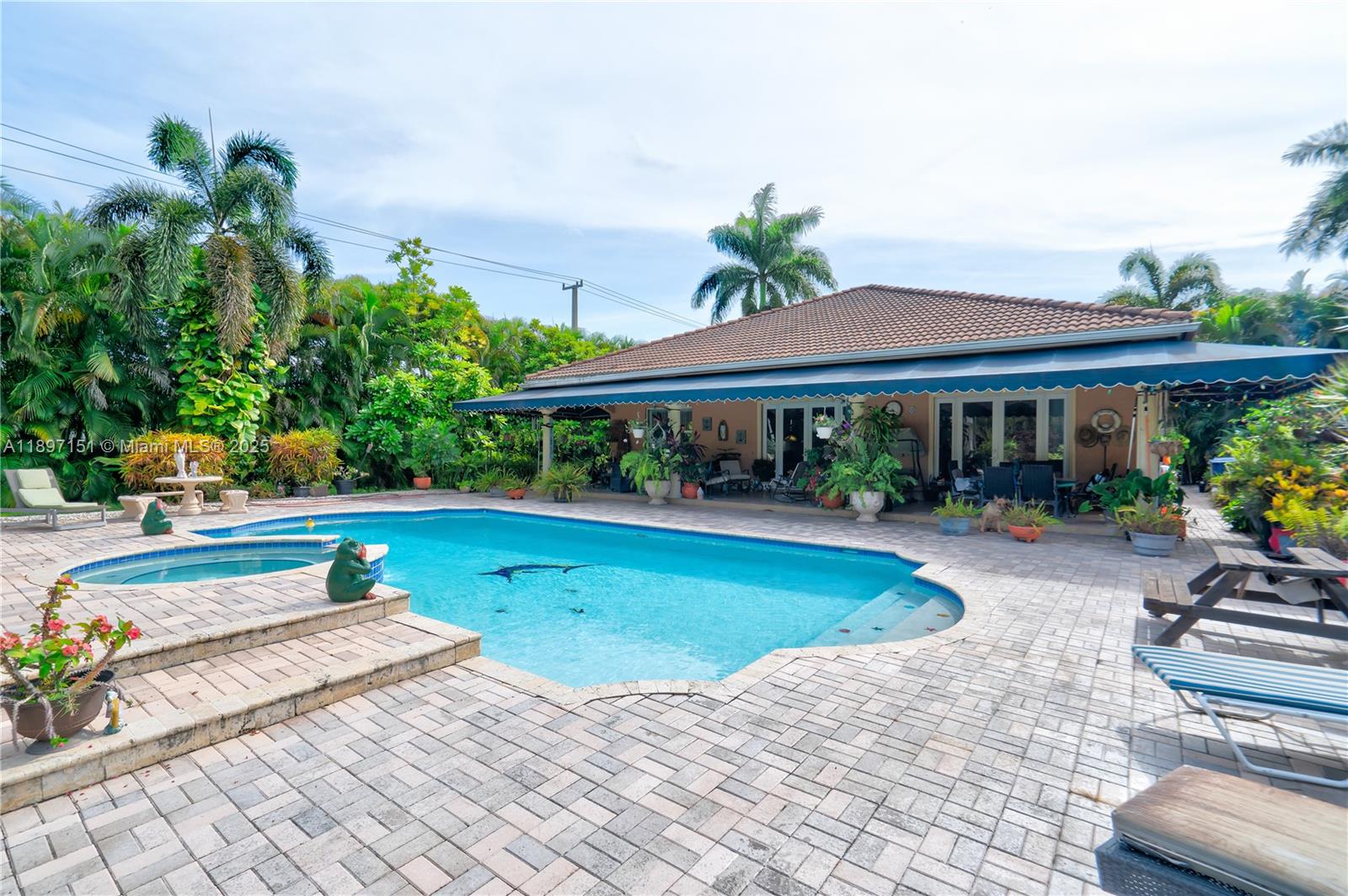 KEEN ESTATES - Residential