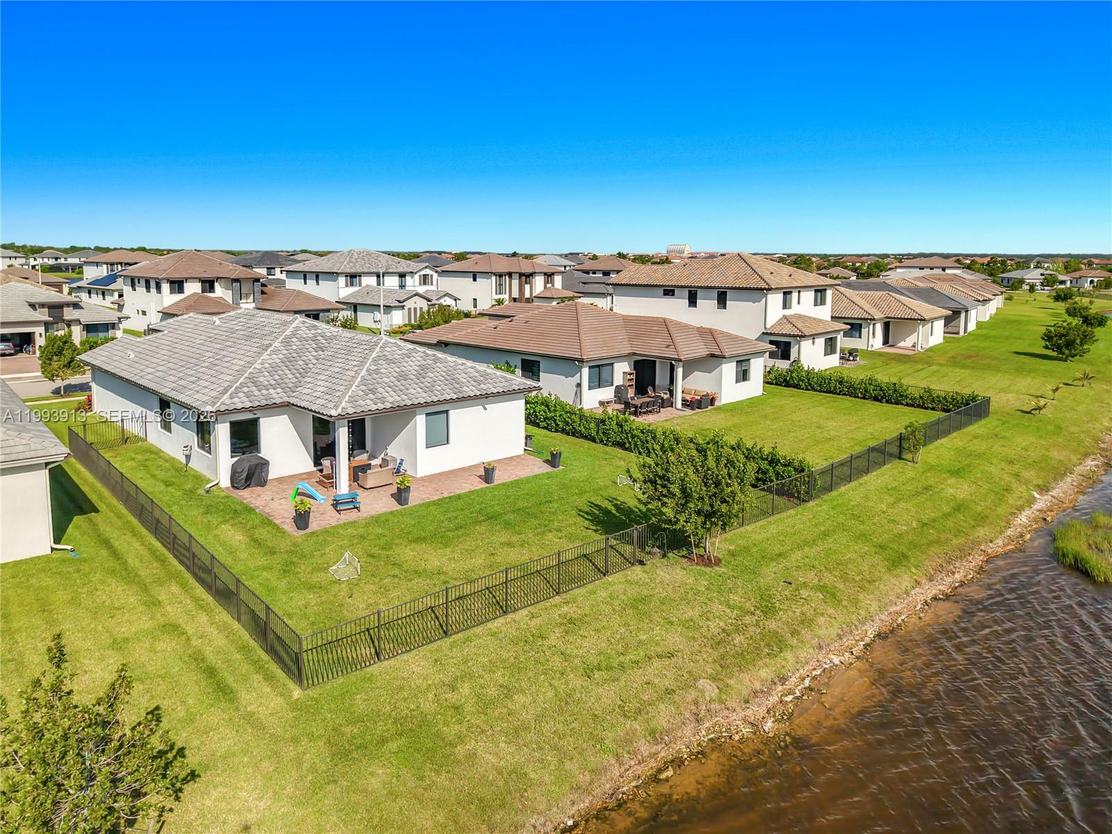 MAPLE RIDGE AT AVE MARIA - Residential