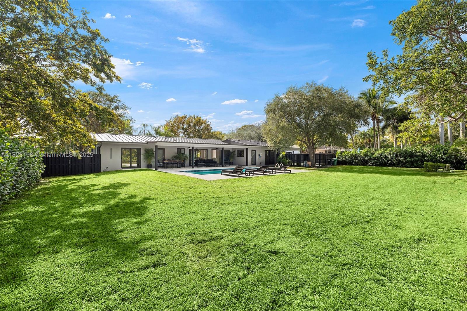 PALMETTO HOMESITES - Residential